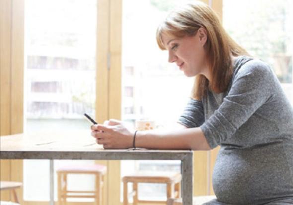میزان استفاده از موبایل در بارداری