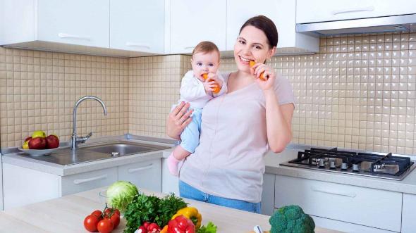 تغذیه مادر شیرده برای افزایش وزن نوزاد