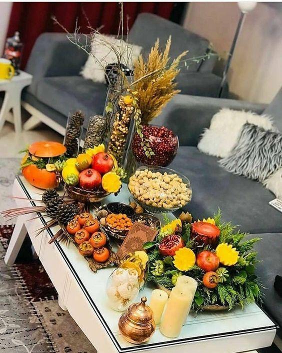 عکس سفره شب یلدا روی میز عکس سفره شب یلدا 1401