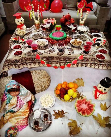 سفره شب یلدا سنتی سفره شب یلدا سنتی