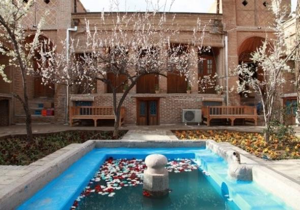 هتل سنتی خانه بهروزی قزوین