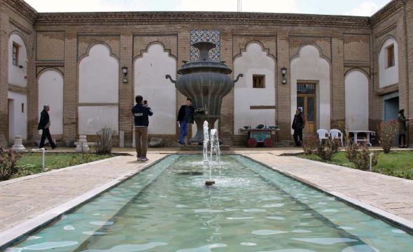 در سفر به بروجرد از تمام مکانهای دیدنی آن دیدن کنید مکان های دیدنی بروجرد