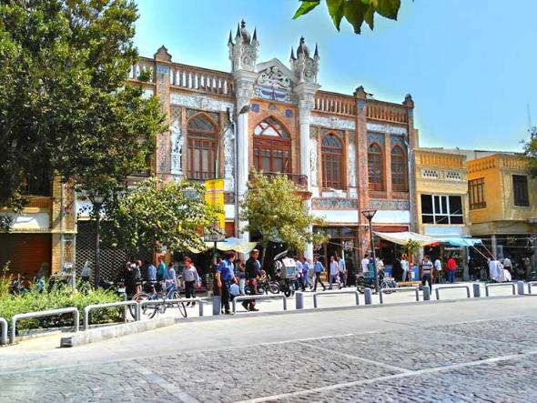 باشکوهترین عمارتها و خانههای قدیمی و تاریخی در تهران عمارت سرای روشن تهران