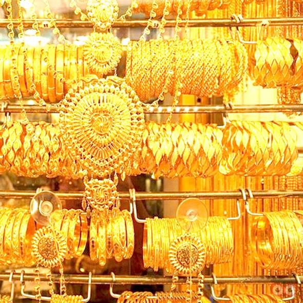 زیورآلات ساخته شده با طلا