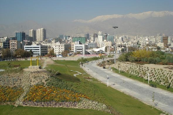 برای سیزده بدر این مکانهای زیبا را در تهران از دست ندهید سیزده بدر در بوستان آب و آتش
