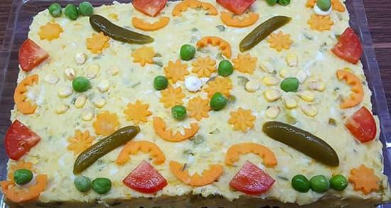 با این روش سالاد الویه فوق العاده خوشمزه درست کنید طرز تهیه سالاد الویه با مرغ