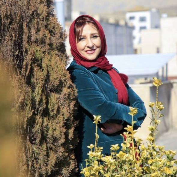 جدیدترین عکس مرجانه گلچین، بازیگر دوست داشتنی سریالهای طنز عکس مرجانه گلچین
