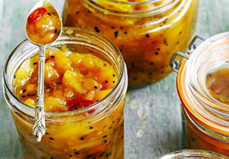 با دستور تهیه جنوبیها ترشی انبه خوشمزه خانگی تهیه کنید ترشی انبه