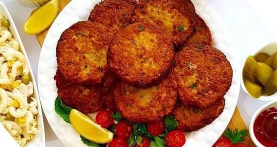 طرز تهیه کتلت گوشت و سیب زمینی با فوت و فن مادربزرگها طرز تهیه کتلت سویا