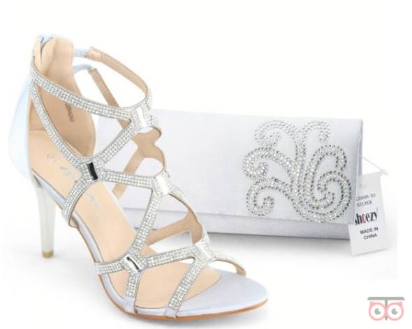 کفش عروس بند دار با طرح الماس نشان