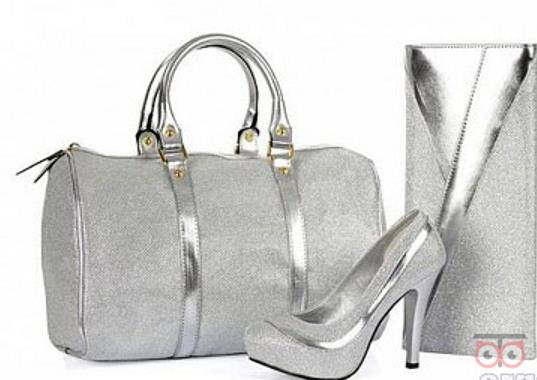 ست کیف و کفش نقره ای عروس