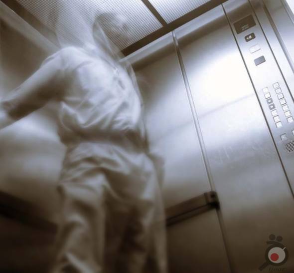 فوبیای فضای بسته -آسانسور