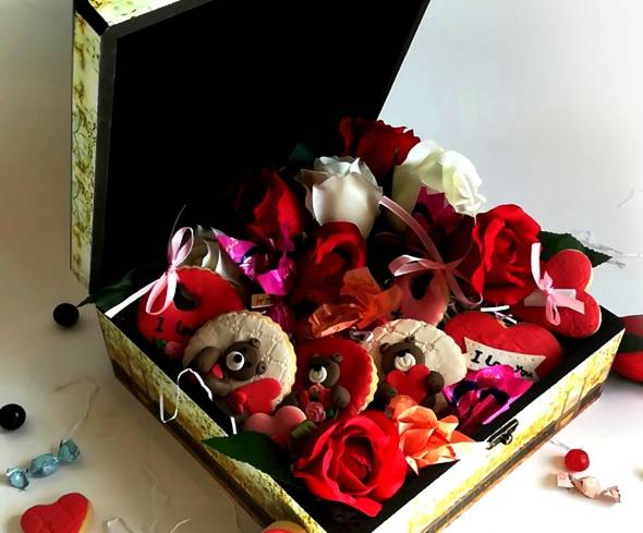 جعبه مخصوص هدایای روز ولنتاین