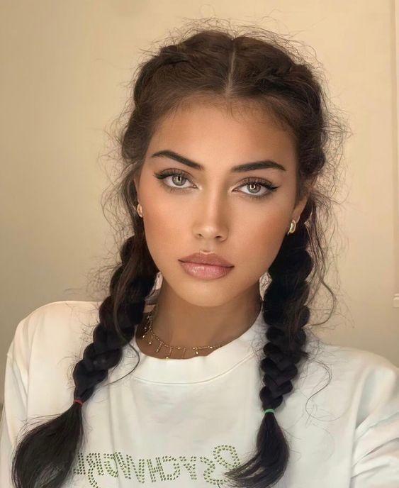 مدل آرایش دخترانه ساده و جدید مدل آرایش دخترانه ساده