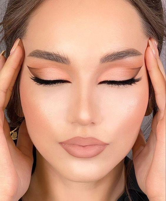 مدل آرایش صورت دخرتانه برای عروسی و تالار مدل آرایش صورت دخرتانه برای عروسی