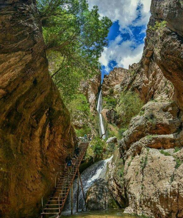آبشار پیران کرمانشاه 