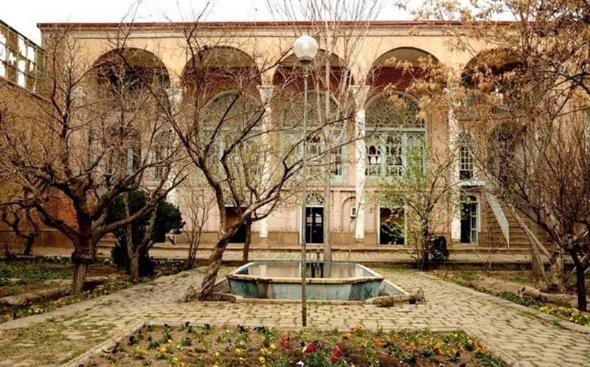 مکانهای دیدنی و تفریحی شهر تبریز کدامند؟ خانه حریری تبریز