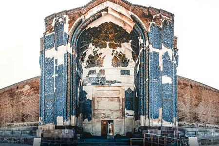 مکانهای دیدنی و تفریحی شهر تبریز کدامند؟ مسجد کبود تبریز