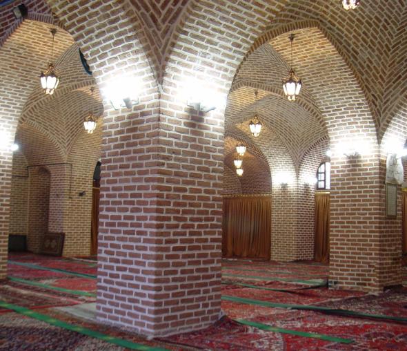 مکانهای دیدنی و تفریحی شهر تبریز کدامند؟ مسجد استاد و شاگرد تبریز