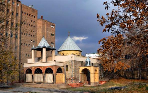 مکانهای دیدنی و تفریحی شهر تبریز کدامند؟ کلیسای مریم قدس تبریز