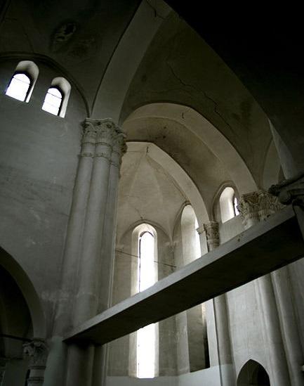 مکانهای دیدنی و تفریحی شهر تبریز کدامند؟ کلیسای کاتولیک ها تبریز