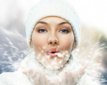 با خشکی پوست در روزهای سرد زمستانی چه کنیم؟ درمان خشکی پوست