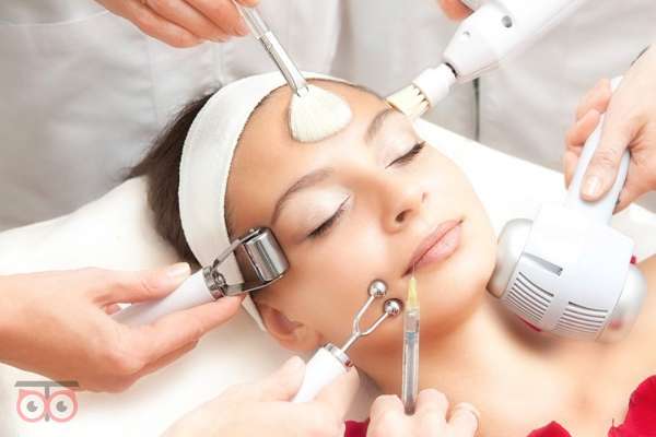 جشنواره پاییزی خدمات پوست و زیبایی جشنواره پاییزی خدمات پوست و زیبایی