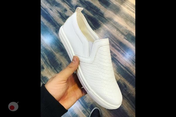 تخفیف ویژه روز دانشجو بر روی تمامی اجناس NIA بوتیک