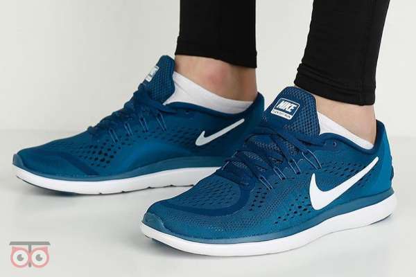 تخفیف کتانی نایک