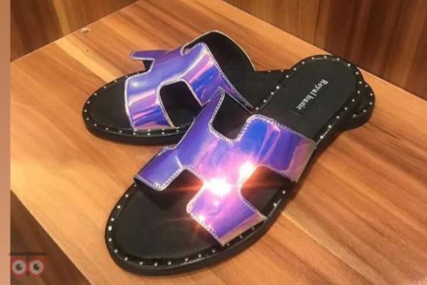 فروش ویژه انواع پوشاک و کیف و کفش زنانه