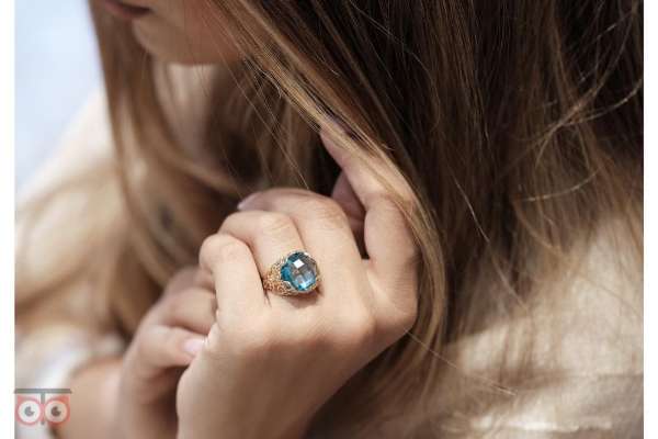 تخفیف کارمزد طلا در الی گالری