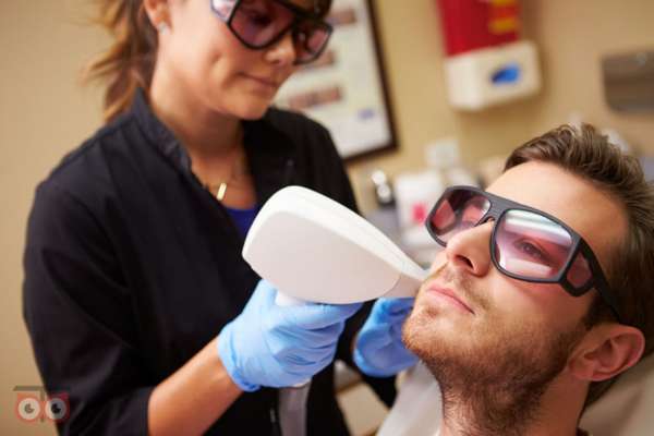 تخفیف لیزر موهای زائد