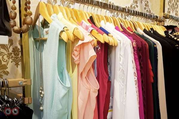 تخفیف پوشاک و اکسسوری زنانه