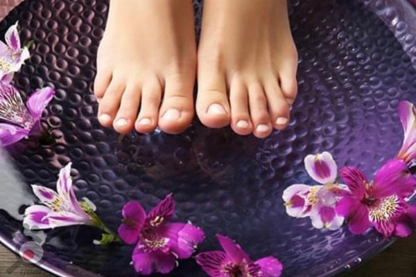 تخفیف ویژه خدمات ناخن و زیبایی