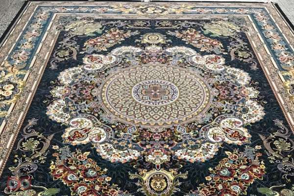 تخفیف فرش دستباف و ماشینی