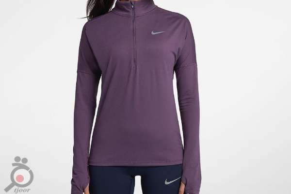 تخفیف پوشاک ورزشی نایک