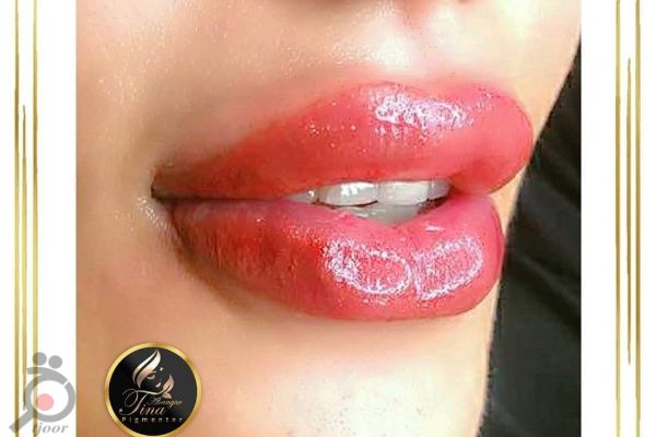 تخفیف خدمات لب ، چشم، ابرو و صورت تخفیف خدمات لب ، چشم، ابرو و صورت