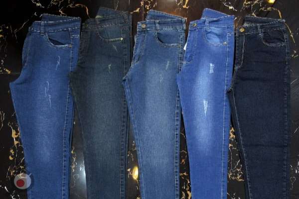 تخفیف شلوار جین های تک سایز