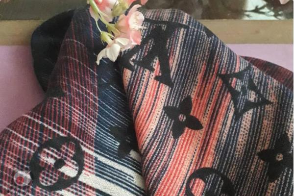 شال نخی لوویس ویتون