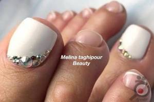 تخفیف ویژه خدمات کاشت ناخن برای مراجعه اول تخفیف ویژه خدمات کاشت ناخن برای مراجعه اول