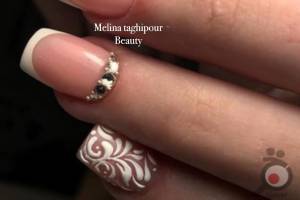 تخفیف ویژه خدمات کاشت ناخن برای مراجعه اول تخفیف ویژه خدمات کاشت ناخن برای مراجعه اول