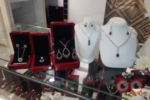 تخفیف ویژه گالری سلمانزاده به مناسبت یلدا تخفیف ویژه گالری سلمانزاده به مناسبت یلدا