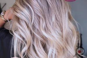 تخفیف انواع خدمات بازسازی و زیبایی مو تخفیف انواع خدمات بازسازی و زیبایی مو