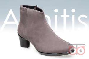 تخفیفات پایان فصل دنیلی تخفیفات پایان فصل دنیلی