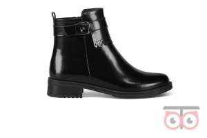 تخفیف کفش زمستانی زنانه و مردانه تخفیف کفش زمستانی زنانه و مردانه