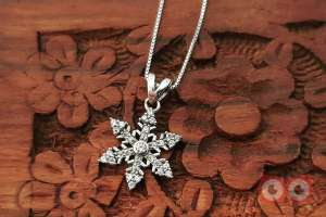 تخفیف انواع اکسسوری نقره زنانه و مردانه تخفیف انواع اکسسوری نقره زنانه و مردانه