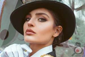 کلاس تخصصی میکاپ کلاس تخصصی میکاپ