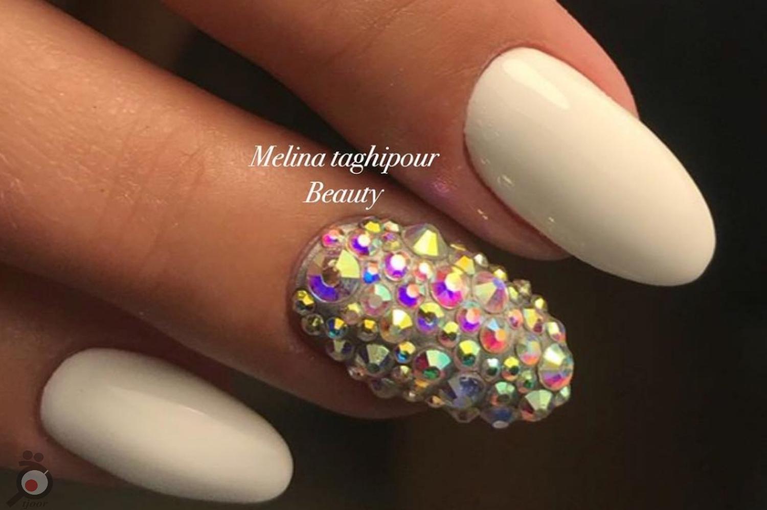 تخفیف ویژه آموزش کاشت ناخن تخفیف ویژه آموزش کاشت ناخن