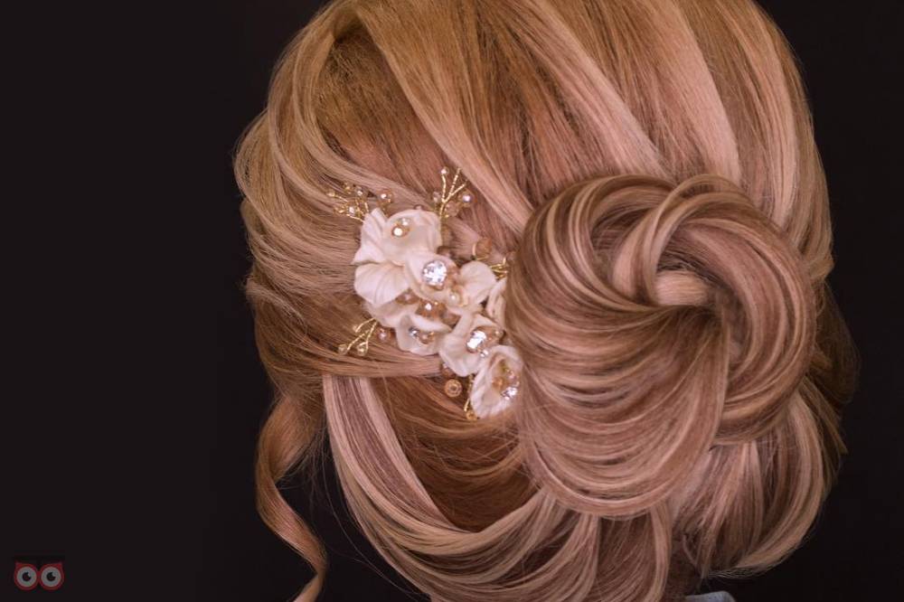 بازدید عروس همراه با آفر ویژه قرارداد در سالن مژگان دادفر بازدید عروس همراه با آفر ویژه قرارداد در سالن مژگان دادفر