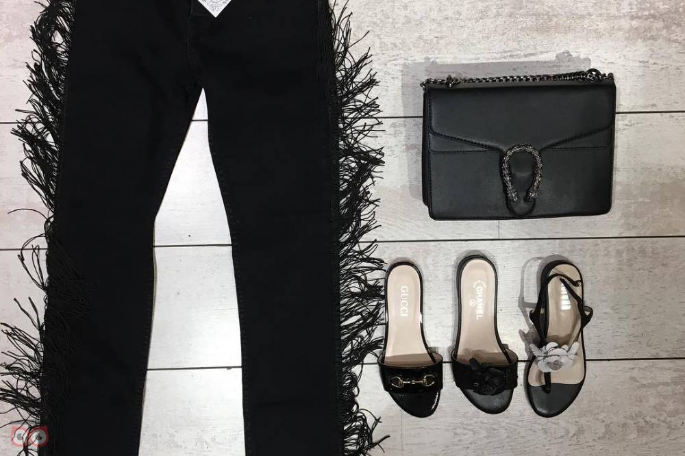 فروش بزرگ پوشاک فروش بزرگ پوشاک